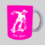 ילד סקייטבורד ספל תה \ קפה מעוצבת בעיצוב אישי עם השם שלך ב10 צבעים לבחירה